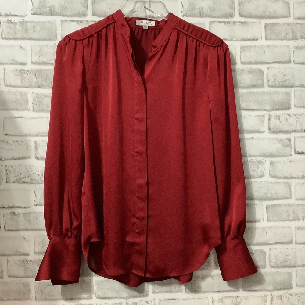 Equipment Garion Red Patched Shoulder Blouse Size XS (W172)